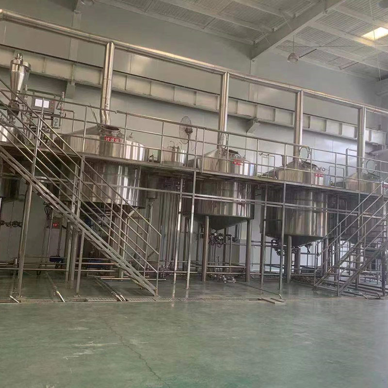 江岸精酿啤酒设备厂—平面布置、设备设计、制造、调试、培训等一条龙服务_COPY